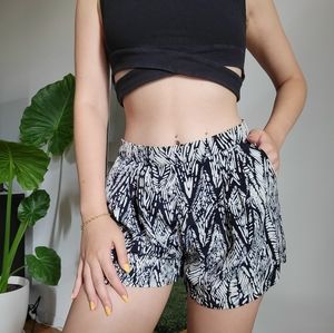 Patterned navy blue and white soft shorts
